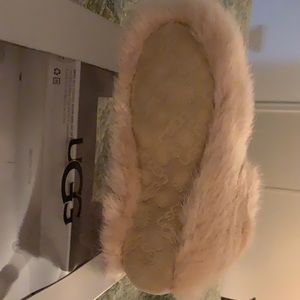 Women’s UGG slippers.